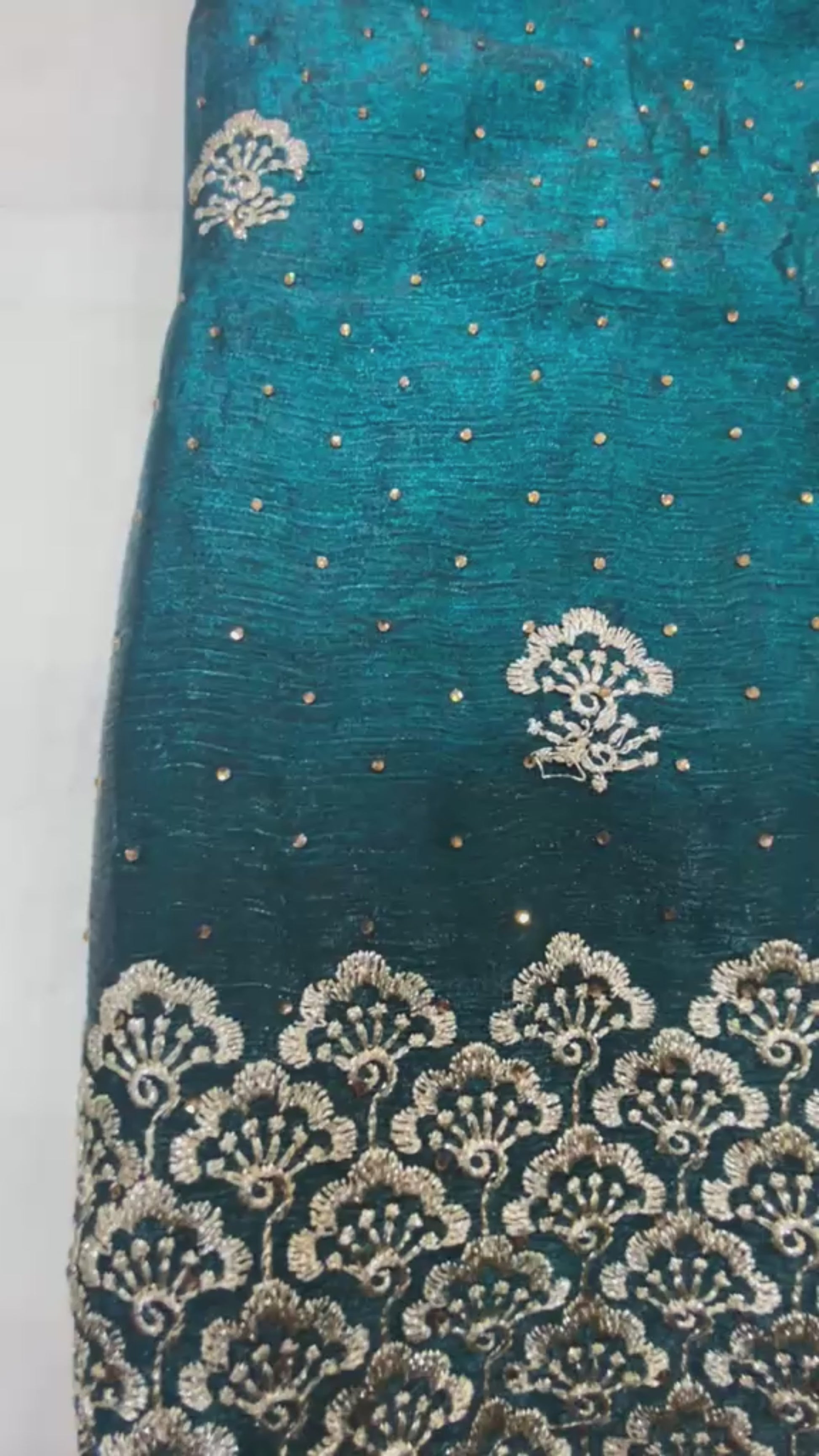 Teal Shimmer Saree with Full-Sleeve Blouse