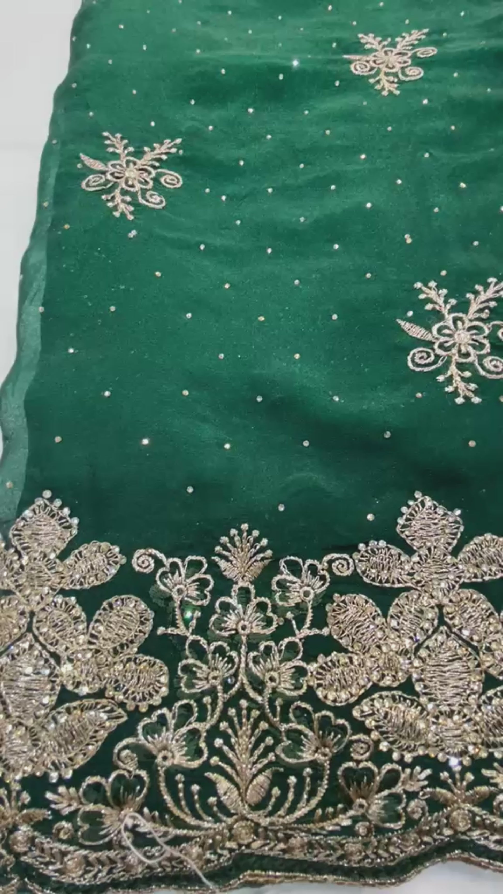 Emerald Green Georgette Saree with Full-Sleeve Blouse